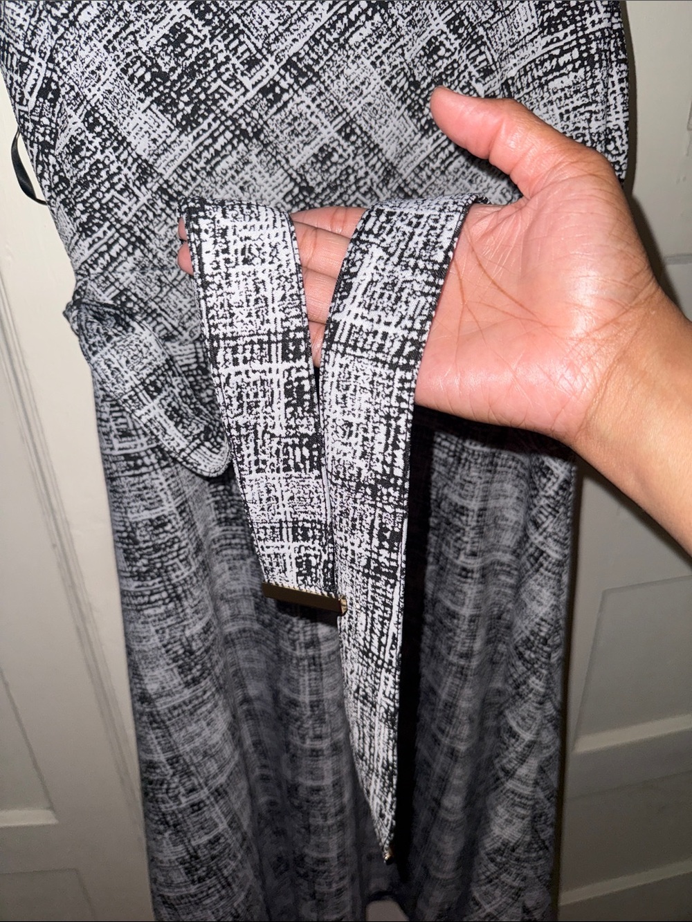 Calvin Klein Black and White Textured Midi Dress - Picture 3 of 5